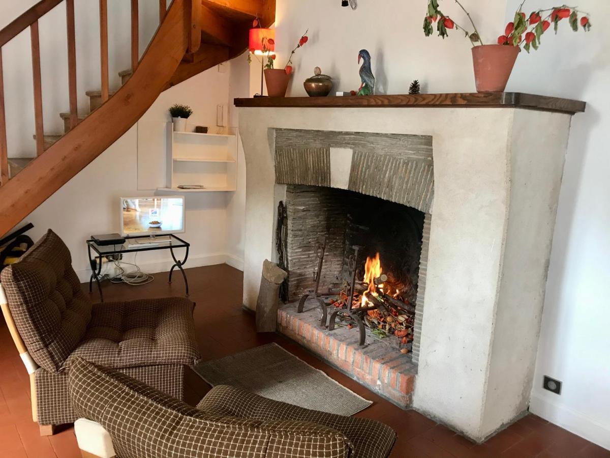 Gite De Mauxe Acquigny Esterno foto